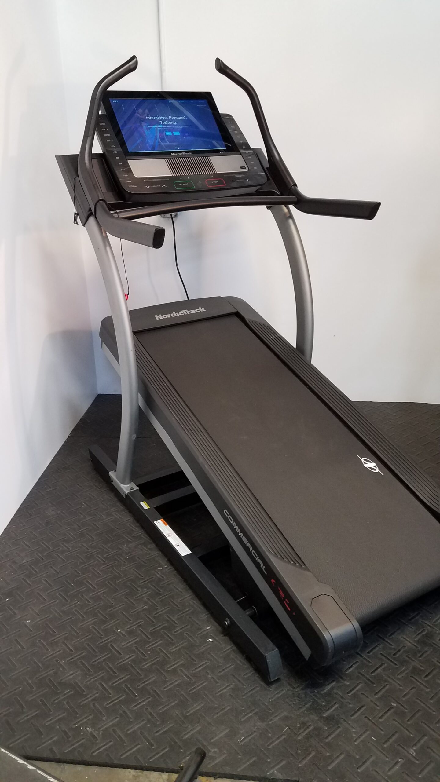 Nordictrack Commercial X22i Incline Trainer Treadmill 1 Year iFit